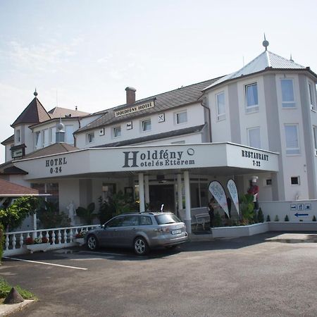 Holdfény Hotel Forro Exterior foto
