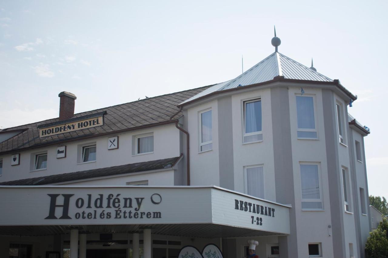 Holdfény Hotel Forro Exterior foto